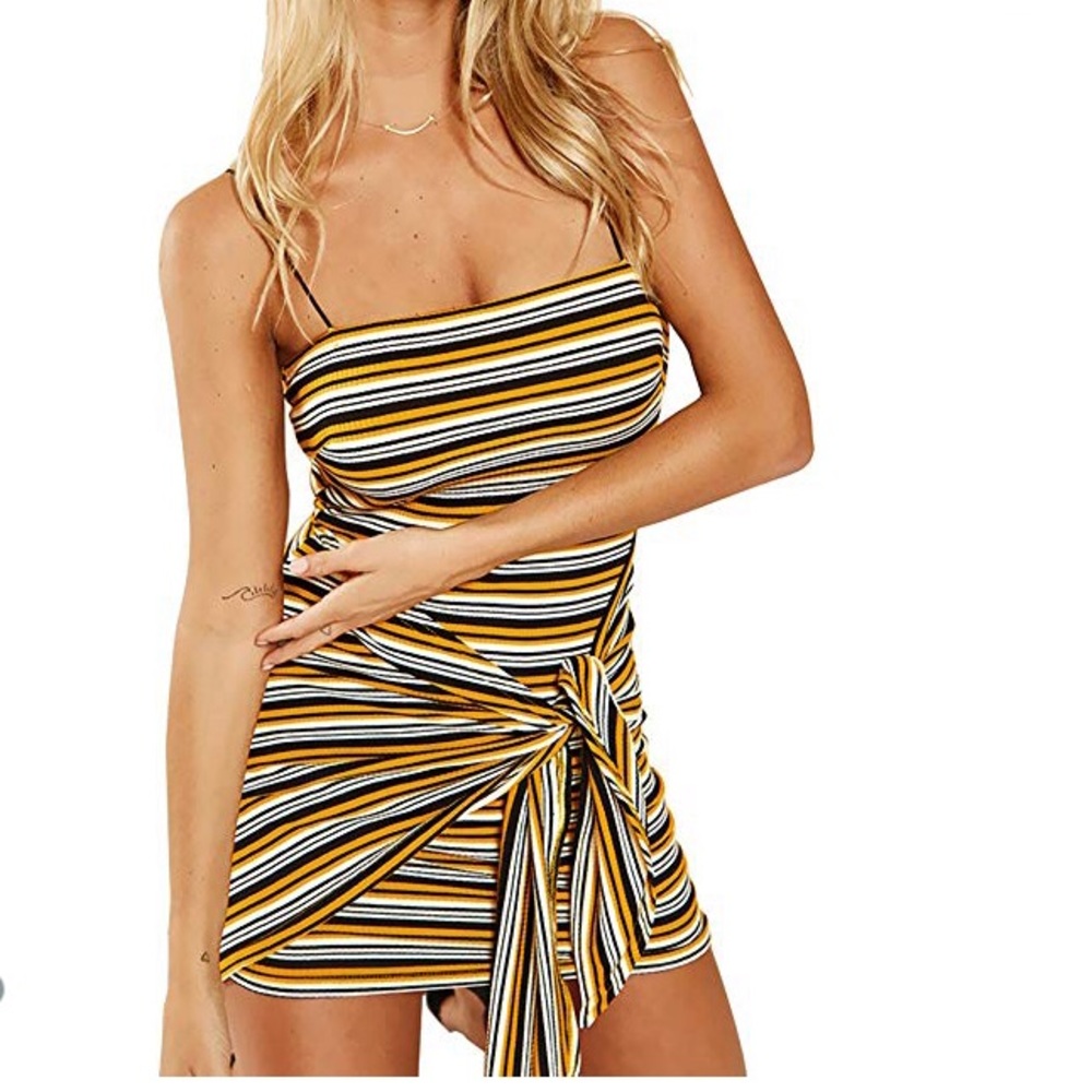 Coventavenue - Striped Summer Mini Dress